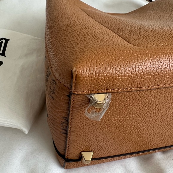 MCM sarah visetos hobo - Picture 13 of 16